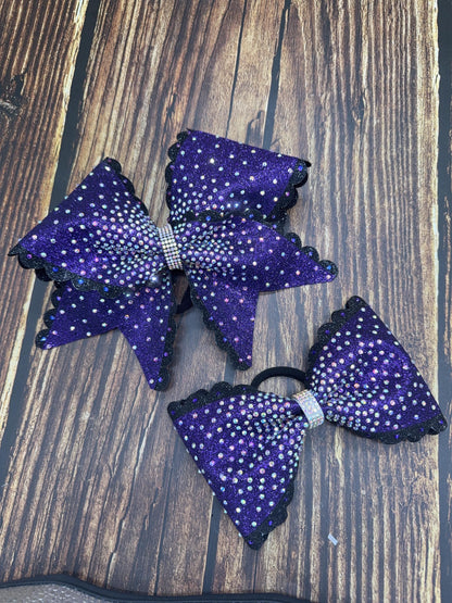 Pair of Scallop Edge Center Burst Piggie Cheer Bow with Rhinestones