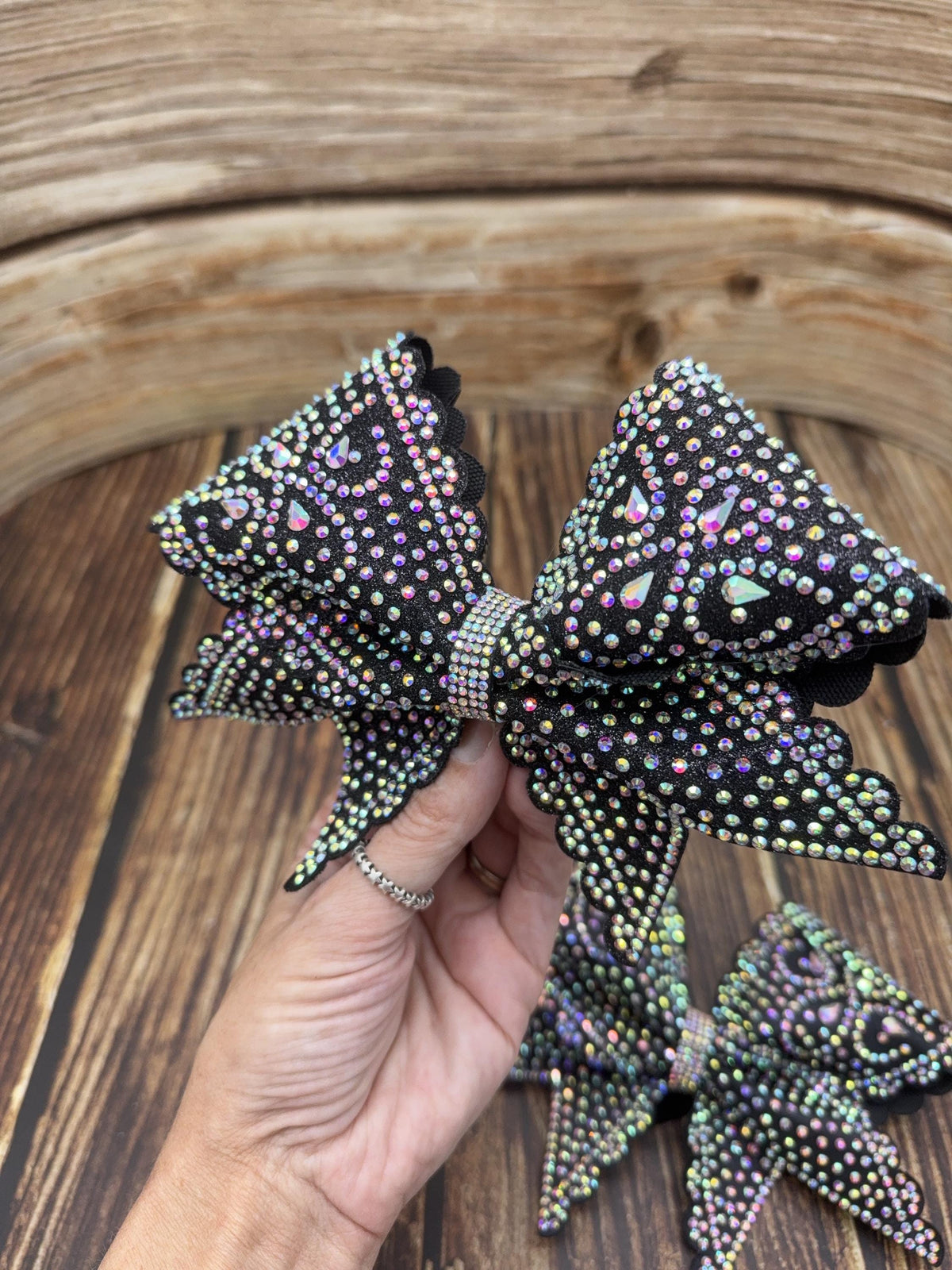 Scallop Bubble Edge Cheer Bow with Teardrop stones: Rhinestone All-Star Competition Bow
