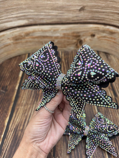 Scallop Bubble Edge Cheer Bow with Teardrop stones: Rhinestone All-Star Competition Bow