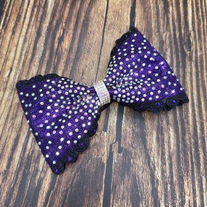 Scallop Edge Center Burst Tailess Cheer Bow with Rhinestones