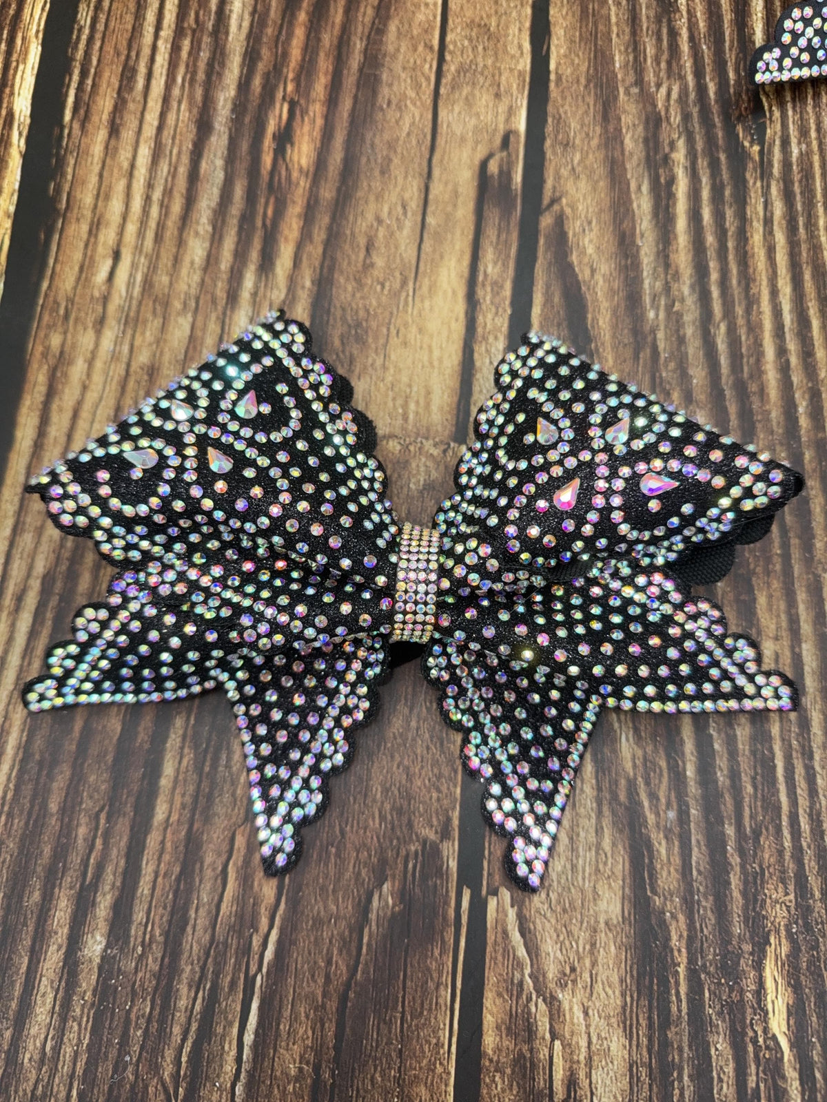 Scallop Bubble Edge Cheer Bow with Teardrop stones: Rhinestone All-Star Competition Bow